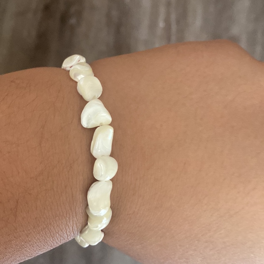 Shell bracelet - Picture 3 of 3